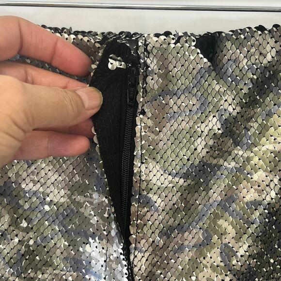 Free People FP One Sequin Camo Mini Skirt NWT SZ 12 - Picture 10 of 13